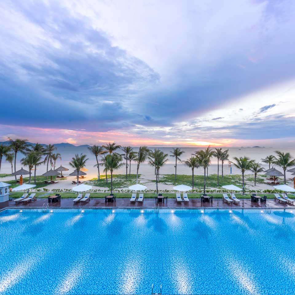vinpearl nha trang long beach villas